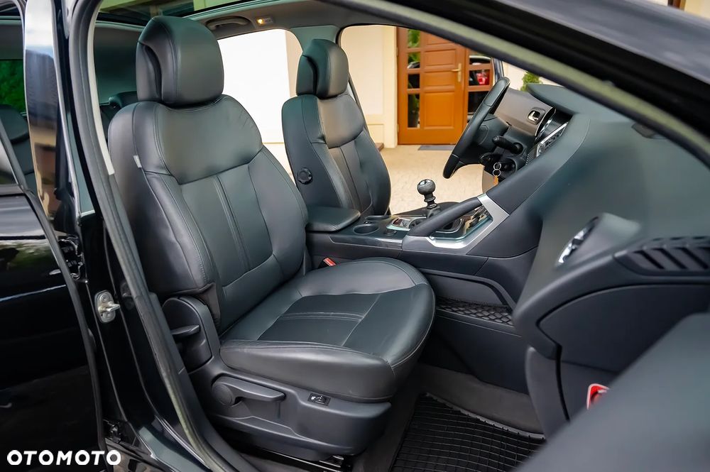 Peugeot 3008 HDi FAP 150 Platinum - 28
