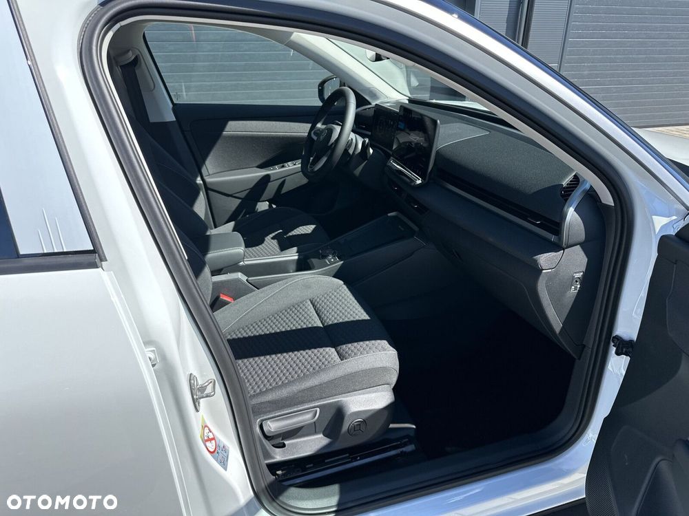 Volkswagen T-Roc - 28