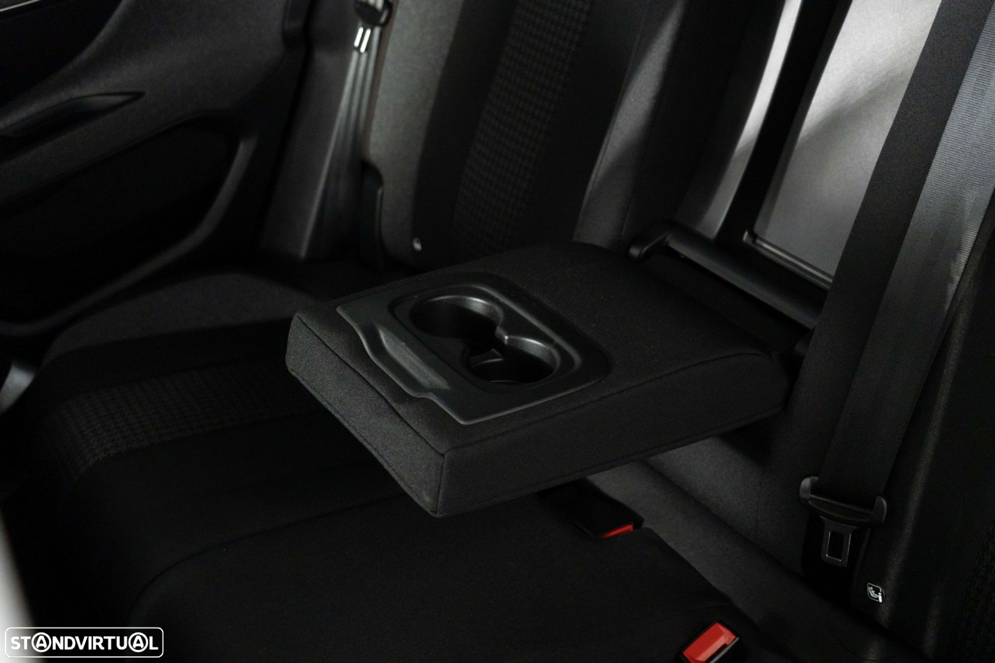 Peugeot 3008 1.2 PureTech Active - 10