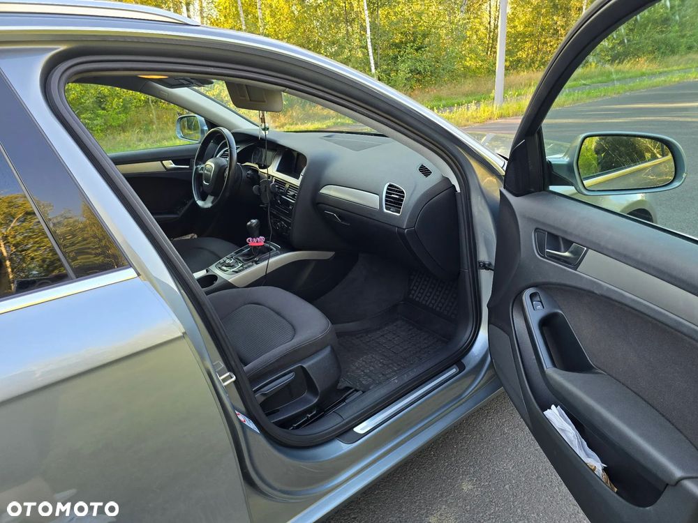 Audi A4 Avant - 31