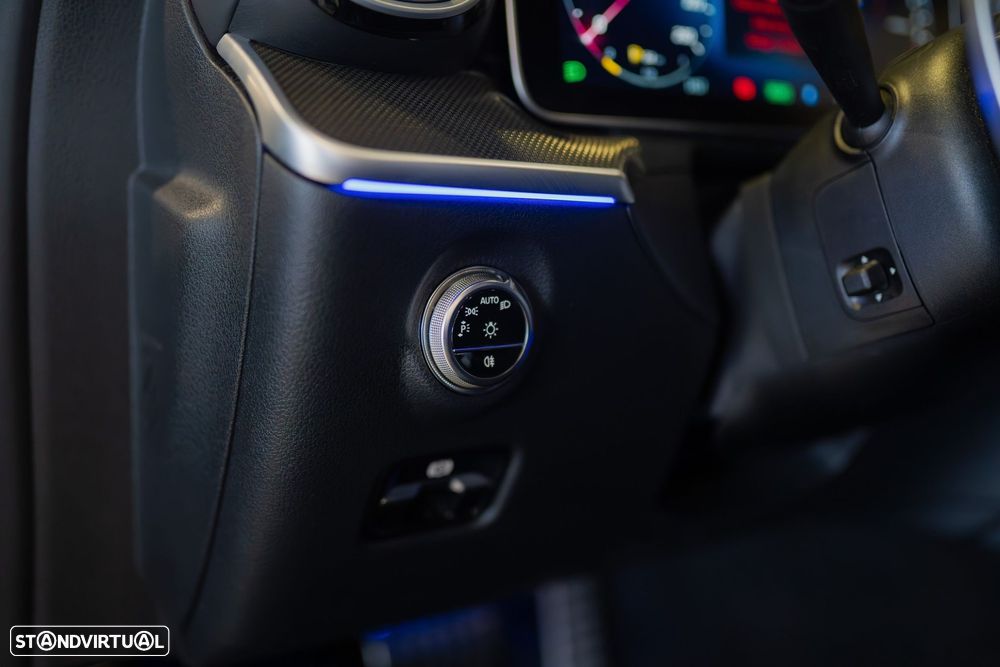 Mercedes-Benz C 300 e AMG Line - 23