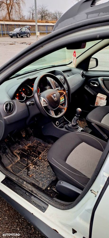 Dacia Duster 1.5 dCi 4x4 Laureate - 6