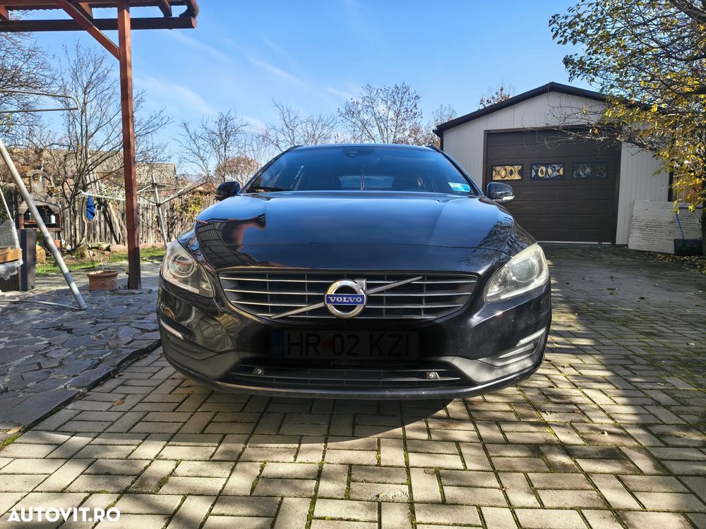 Volvo V60 D4 Geartronic Momentum - 1