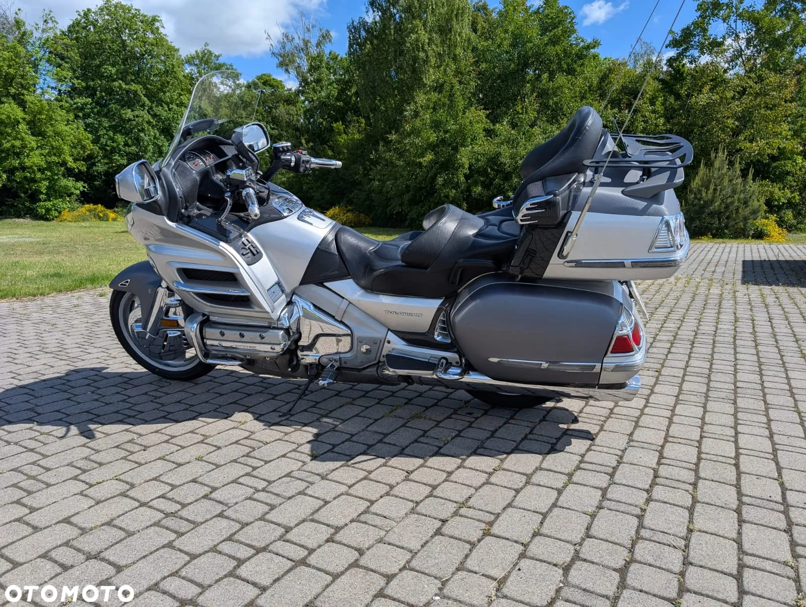 Honda GL - 28