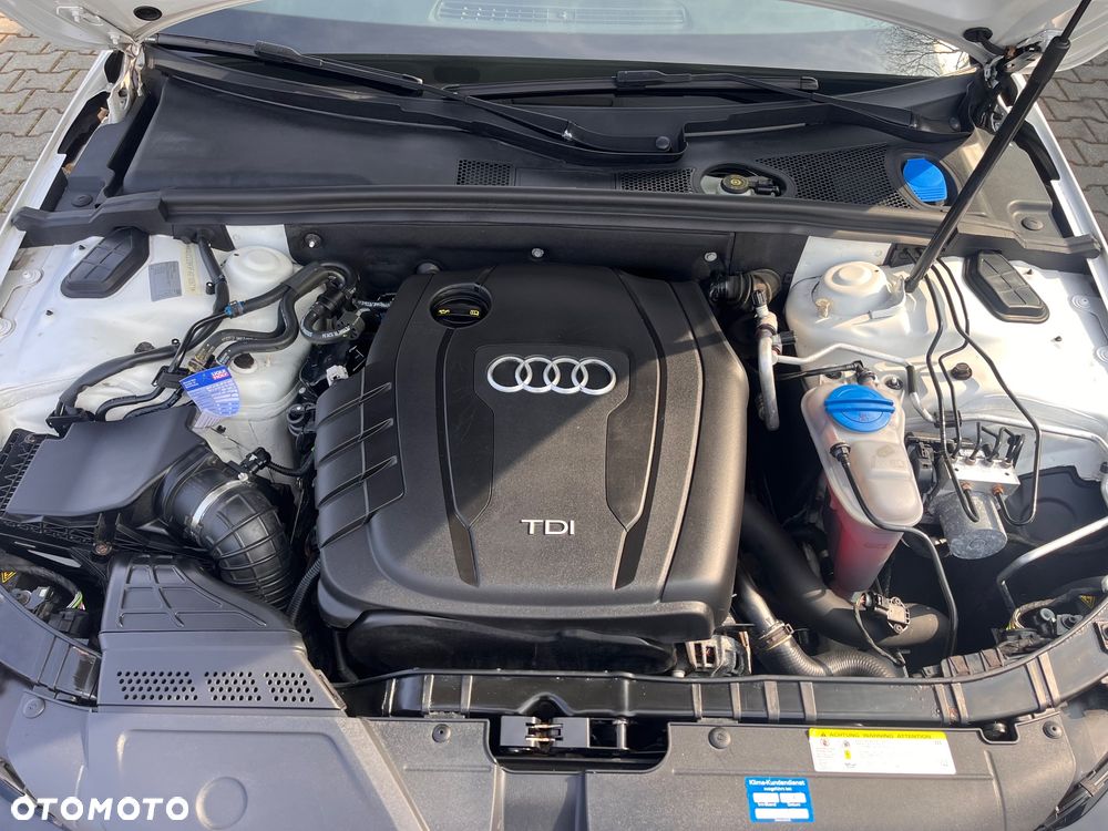 Audi A4 Avant 2.0 TDI DPF quattro S tronic S line Sportpaket - 40