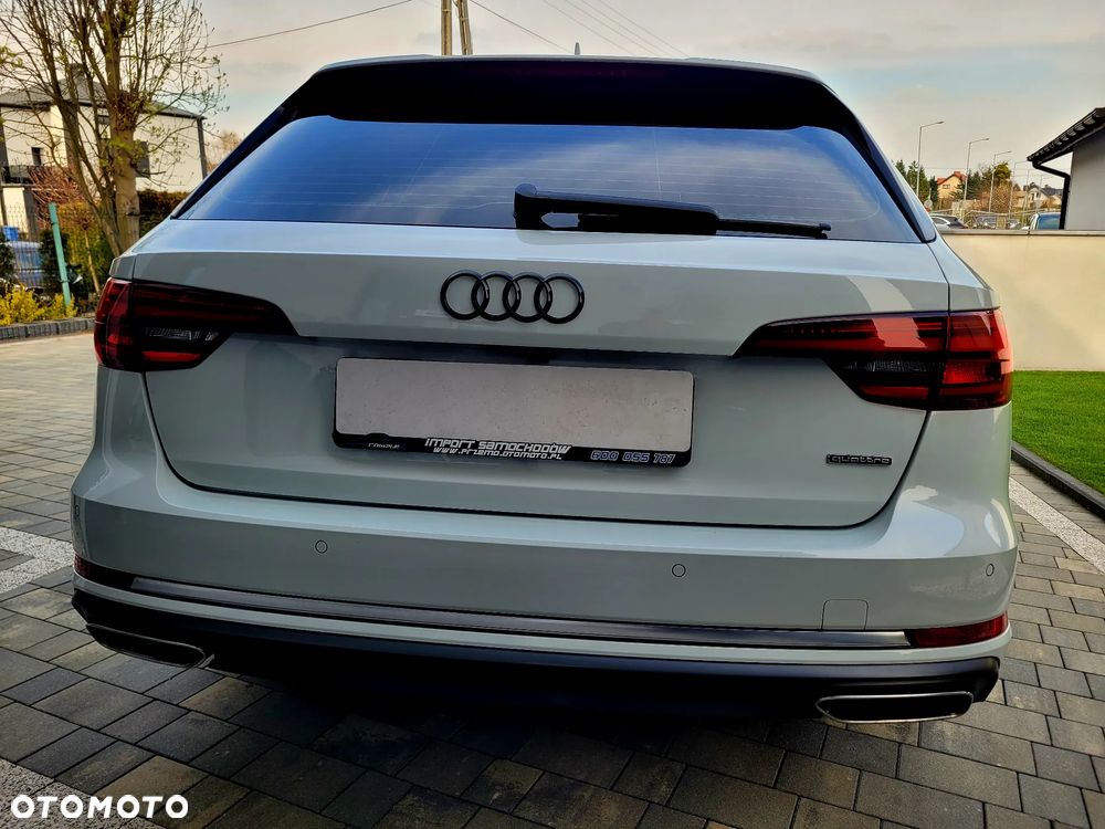 Audi A4 Avant 45 TFSI quattro S tronic - 12