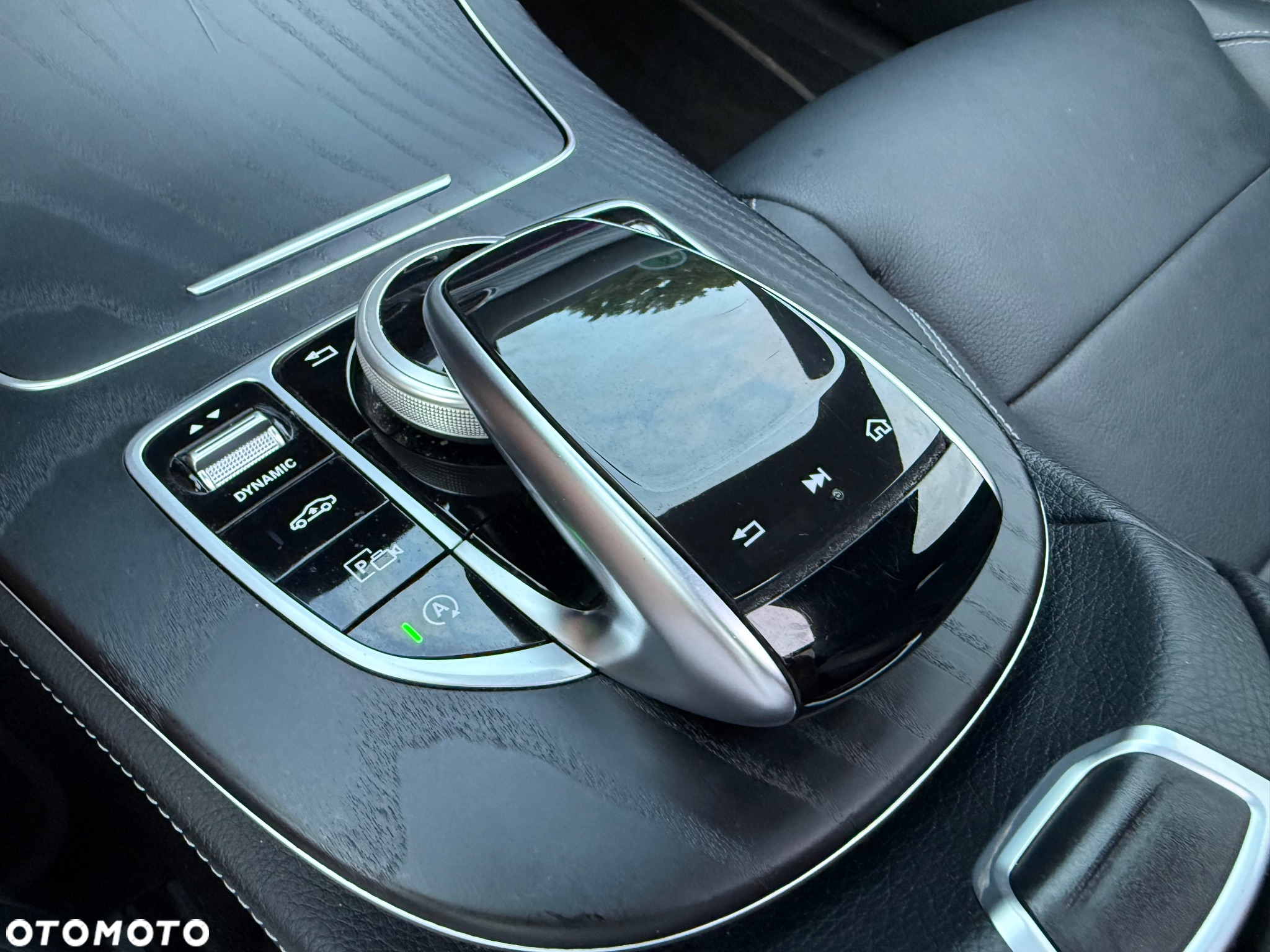 Mercedes-Benz Klasa E 220 d 4Matic T All-Terrain 9G-TRONIC Exclusive - 25