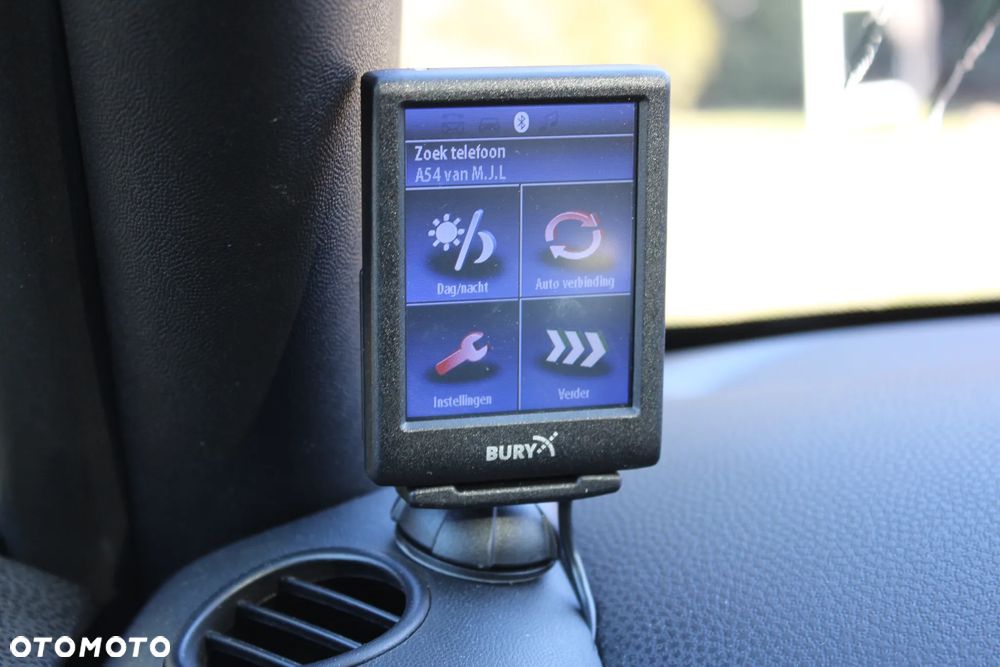 MINI Clubman One Essential Trim - 16