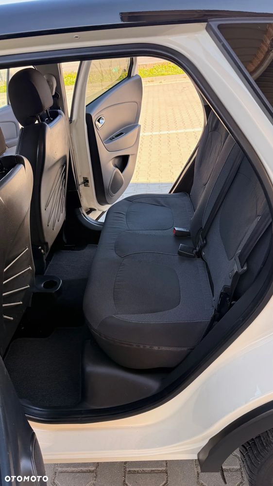 Renault Captur 1.5 dCi Energy Intens - 13