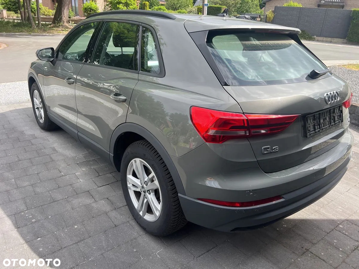 Audi Q3 2.0 TDI Sport - 6