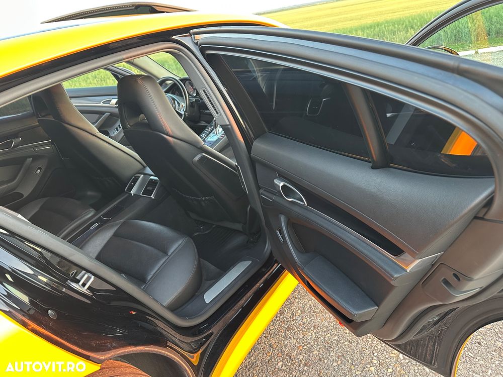 Porsche Panamera 4 PDK - 6