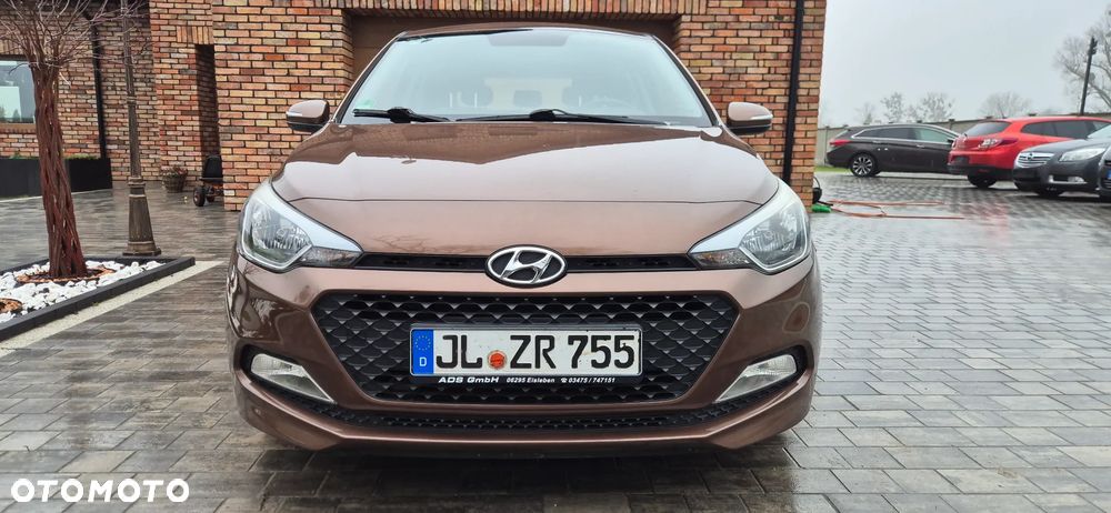 Hyundai i20 1.2 Trend - 8