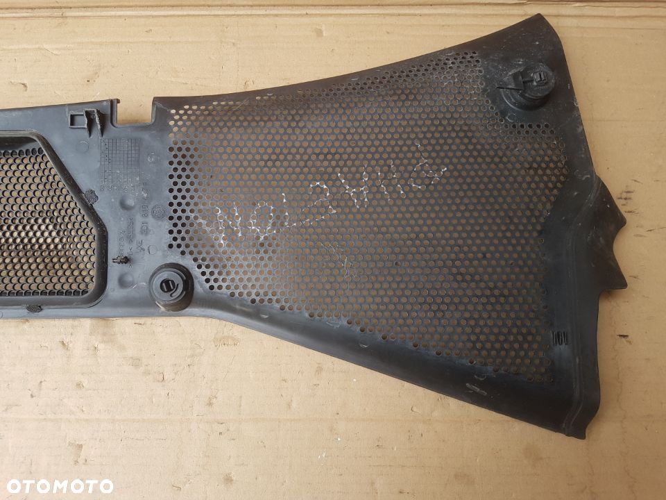 VW Phaeton listwa osłona podszybia 6.0 w12 - 8