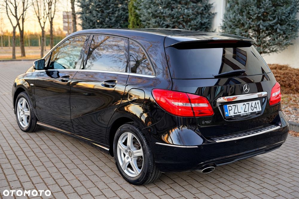 Mercedes-Benz Klasa B 180 CDI (BlueEFFICIENCY) - 14