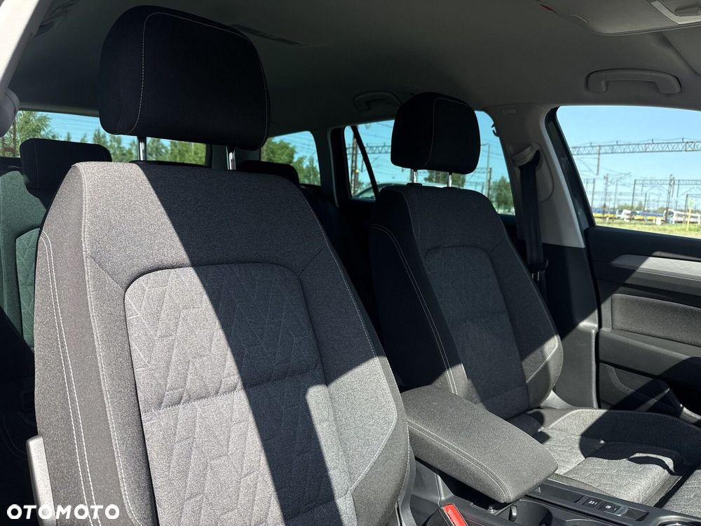 Volkswagen Passat Variant 2.0 TDI EVO Business DSG - 17