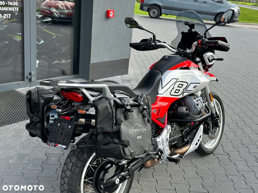 Moto Guzzi V85 - 5