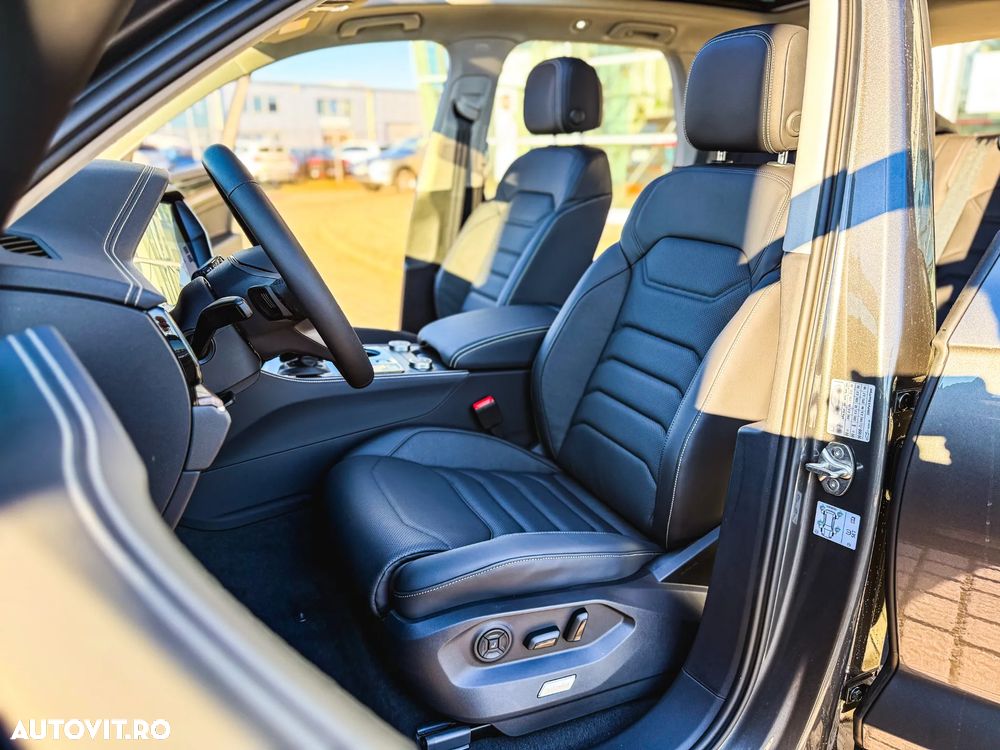 Volkswagen Touareg V6 TDI 4MOTION Elegance - 19