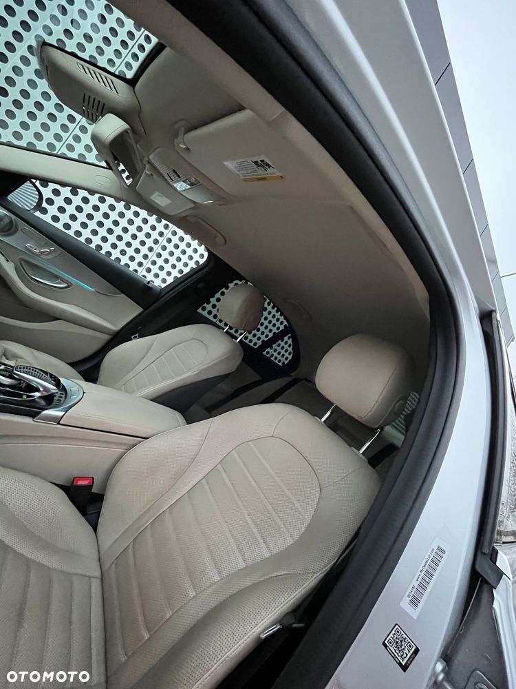 Mercedes-Benz Klasa C 300 7G-TRONIC Exclusive - 20