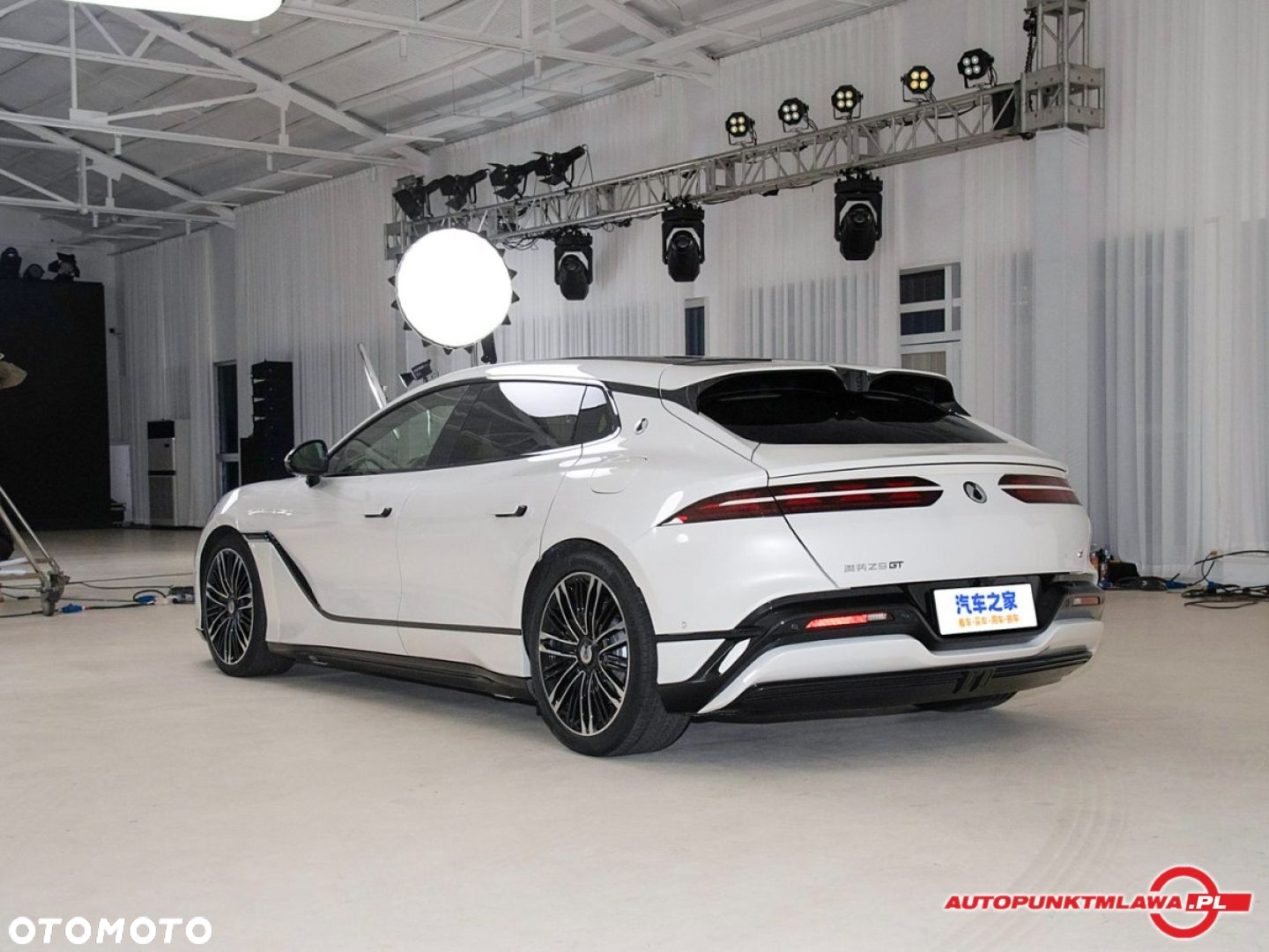 Denza Z9 GT - 3