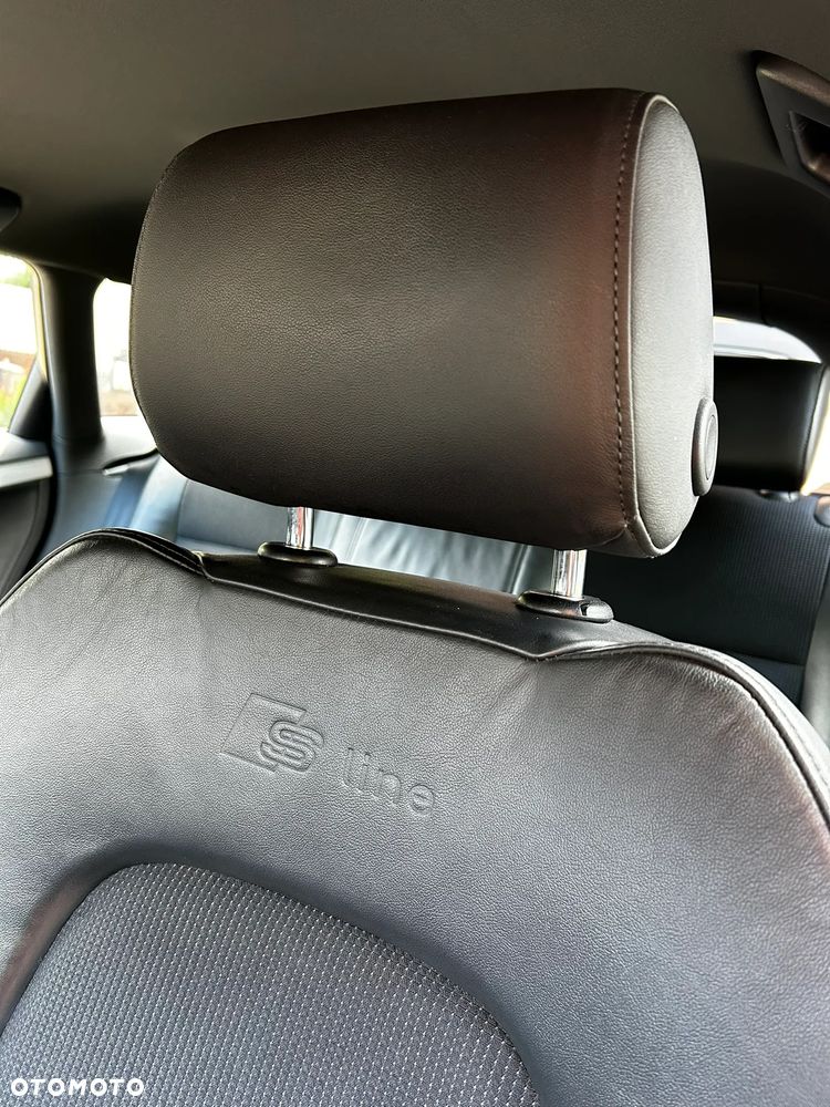Audi A3 Sportback 2.0 TDI DPF S line Sportpaket - 26