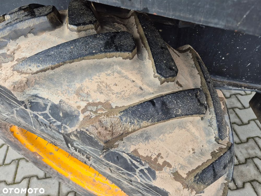 JCB 6TST Wozidło 6t, obrotowy wysyp, 1500mtg - 15