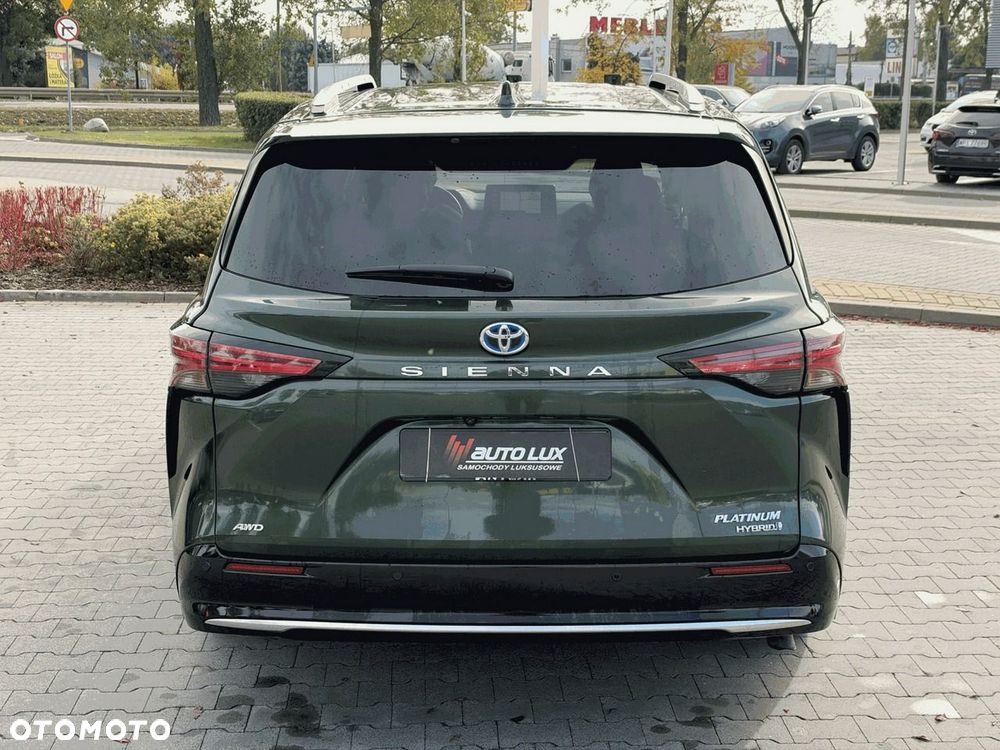 Toyota Sienna - 19