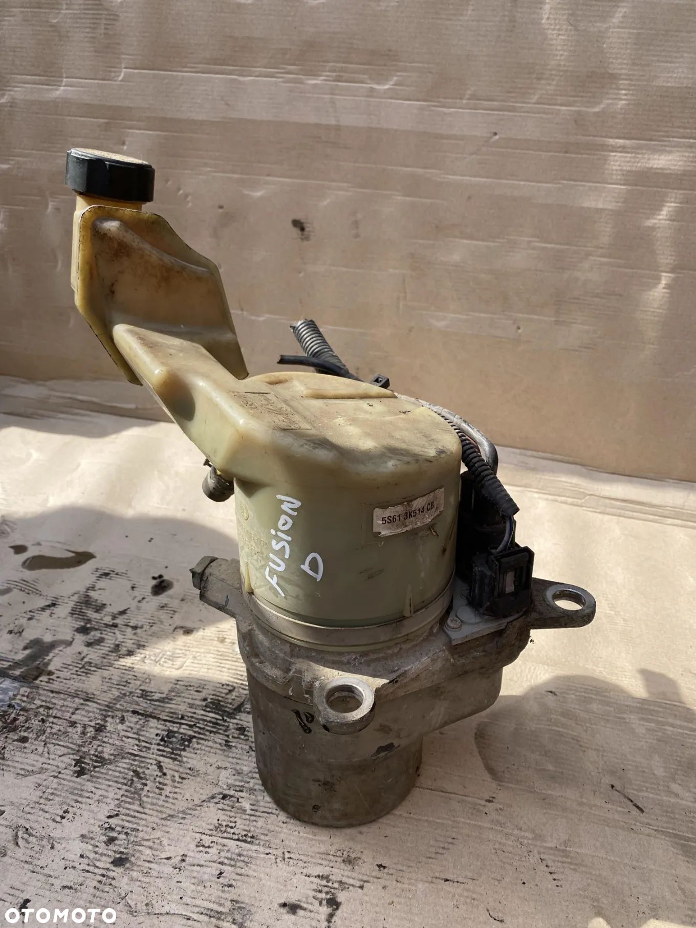Pompa wspomagania FORD FUSION 5S613K514CB - 1
