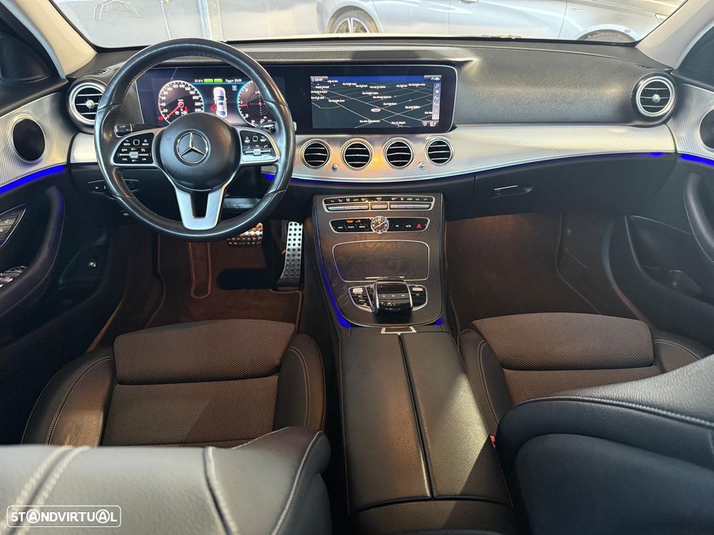 Mercedes-Benz E 300 de Avantgarde - 17