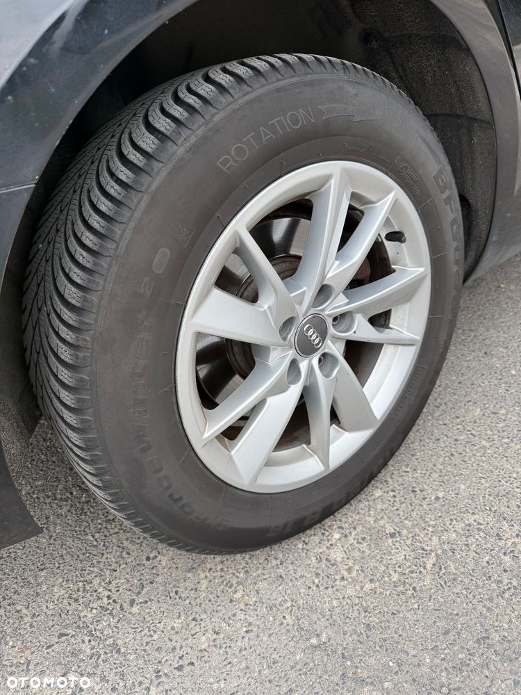 Audi A4 Limousine - 10