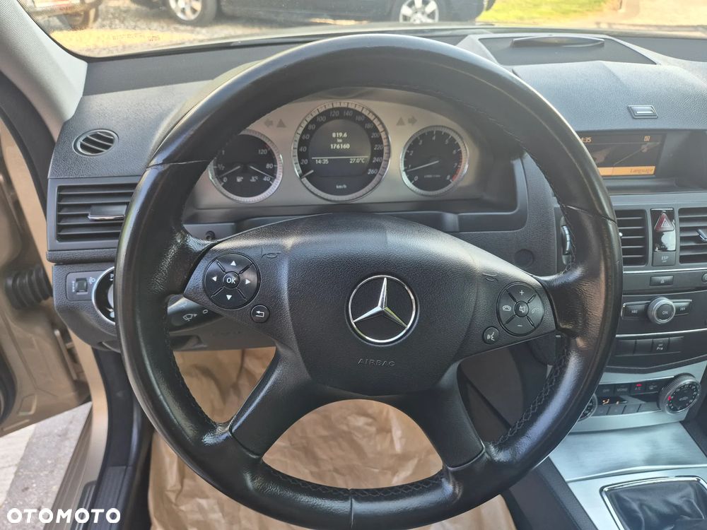 Mercedes-Benz Klasa C 180 Kompressor Avantgarde - 25