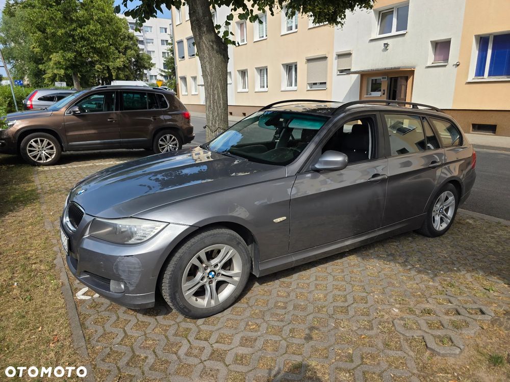 BMW Seria 3 - 1