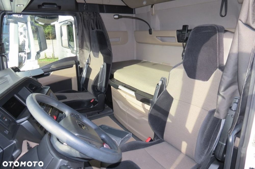 MAN TGX TG3 18.470 GX MEGA RETARDER CYFROWE ZEGARY KLIMA POSTOJOWA ACC NAVI PO KONTRAKCIE SERWIS MAN - 8