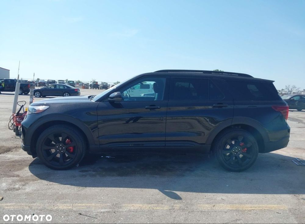 Ford Explorer - 4
