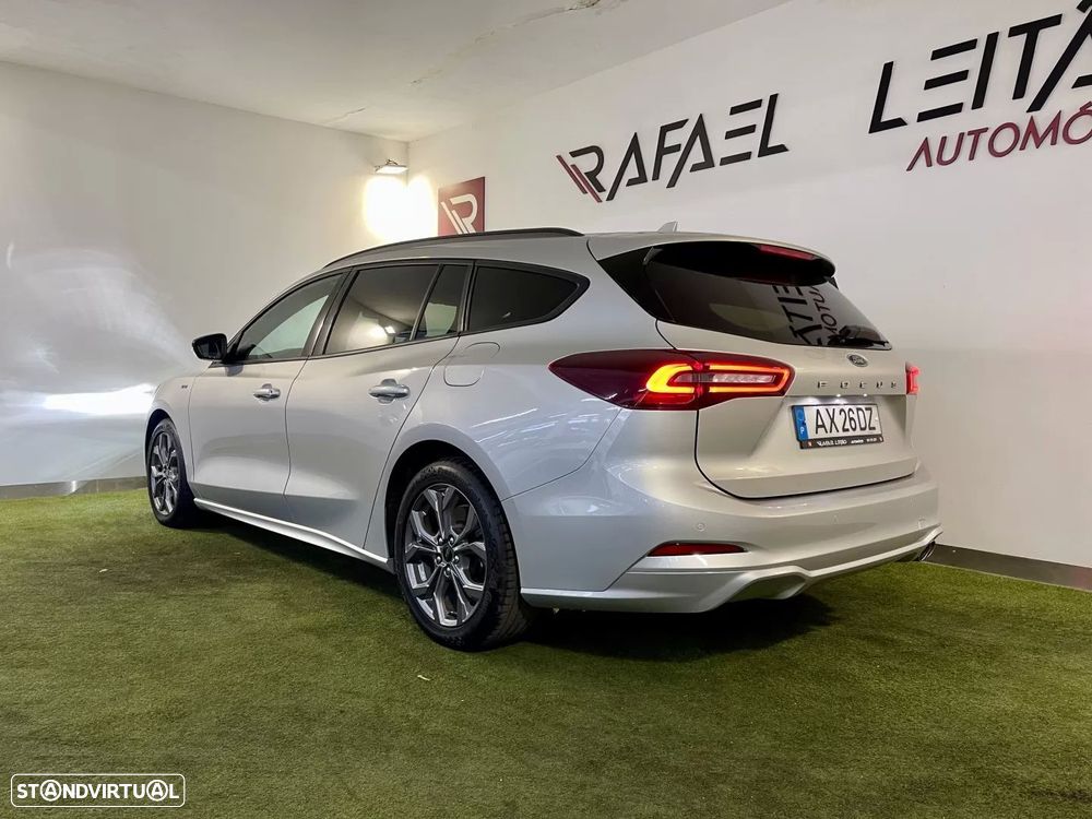 Ford Focus SW 1.5 TDCi EcoBlue ST-Line - 11