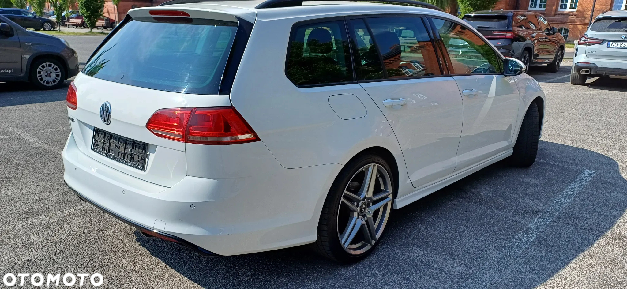 Volkswagen Golf - 16