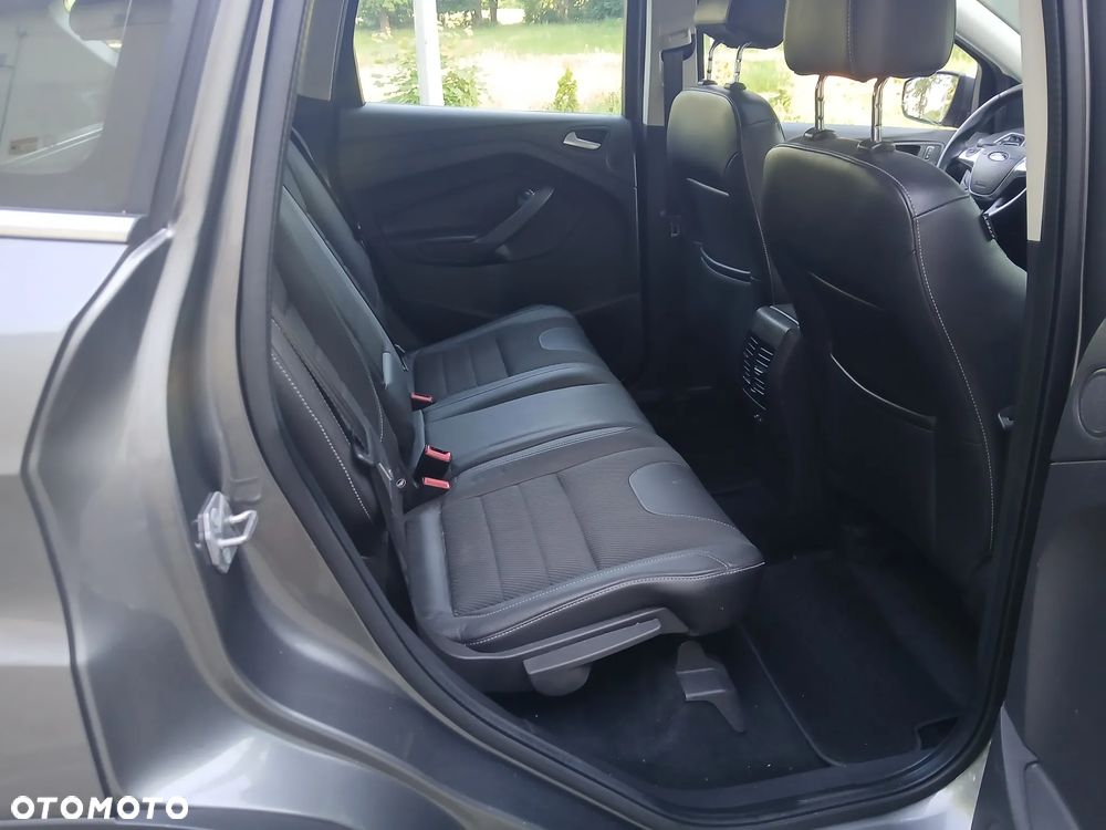 Ford Kuga 2.0 TDCi 4x4 Titanium - 19