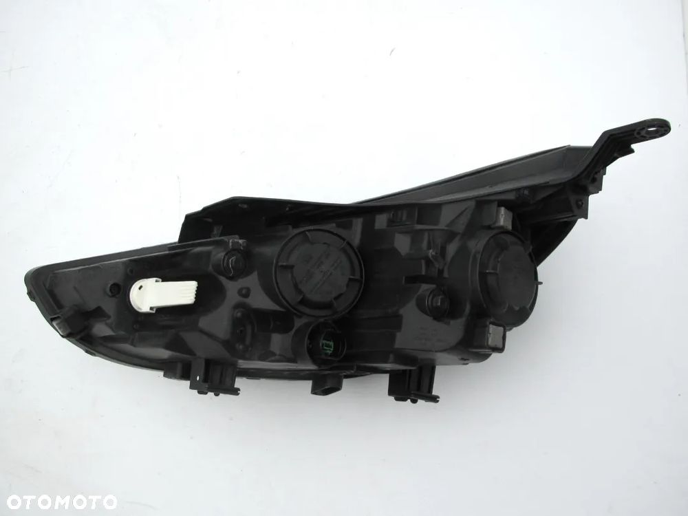 HYUNDAI i30 2017 2018 2019 Reflektor 10 PIN OE - 8