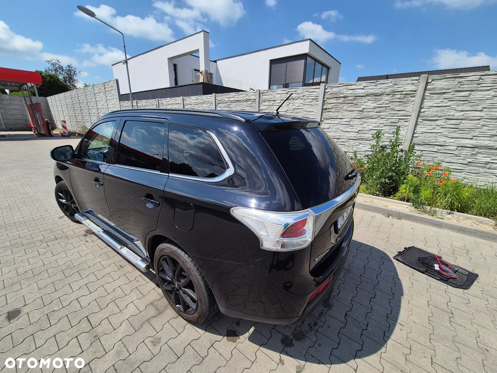 Mitsubishi Outlander 2.0 Intense - 8