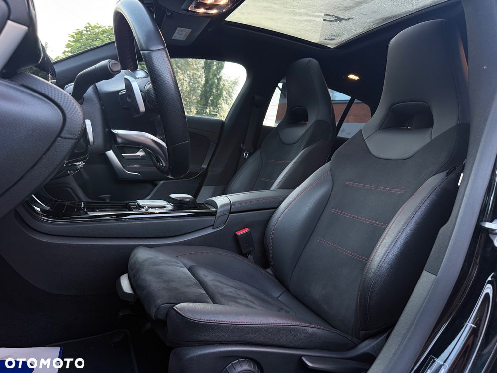 Mercedes-Benz CLA 250 e 8G-DCT AMG Line - 8
