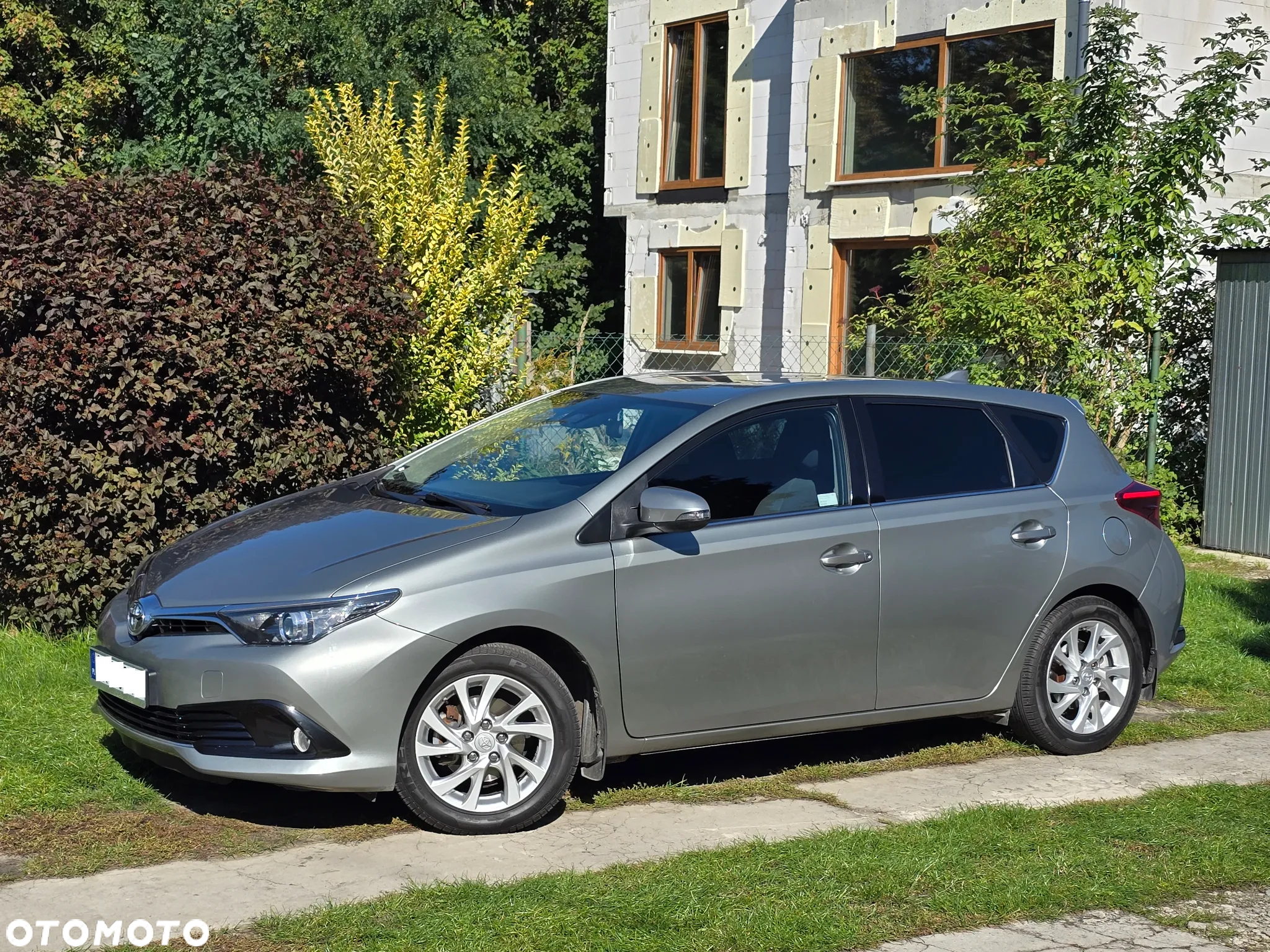 Toyota Auris 1.6 Premium - 15