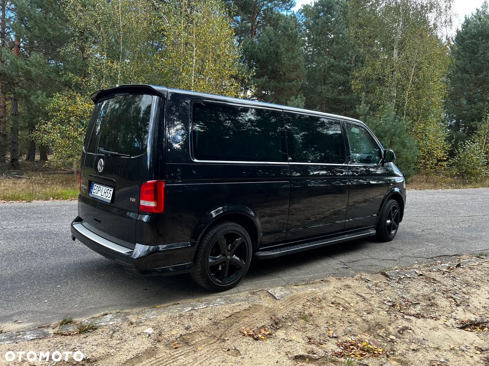 Volkswagen Caravelle - 8