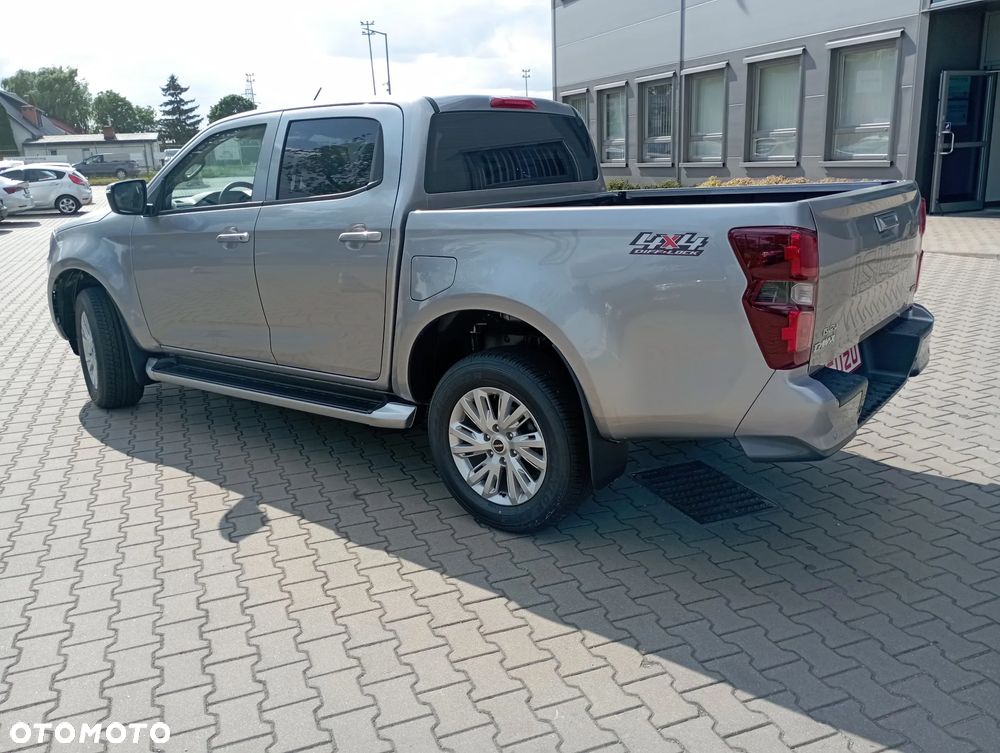 Isuzu D-Max 1.9 DC LS - 11