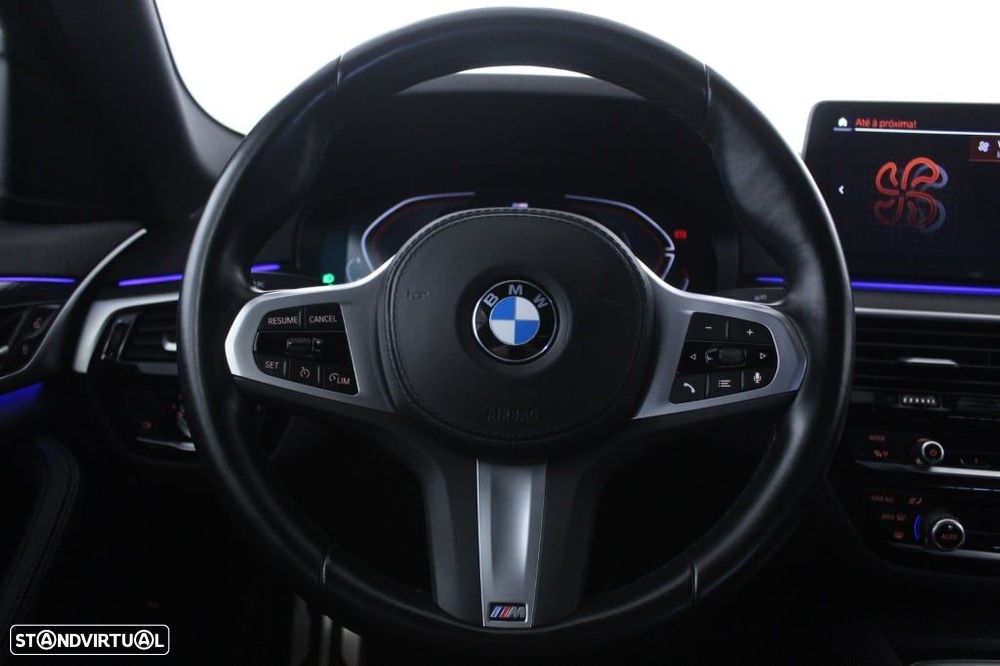 BMW 520 d Pack M Auto - 19