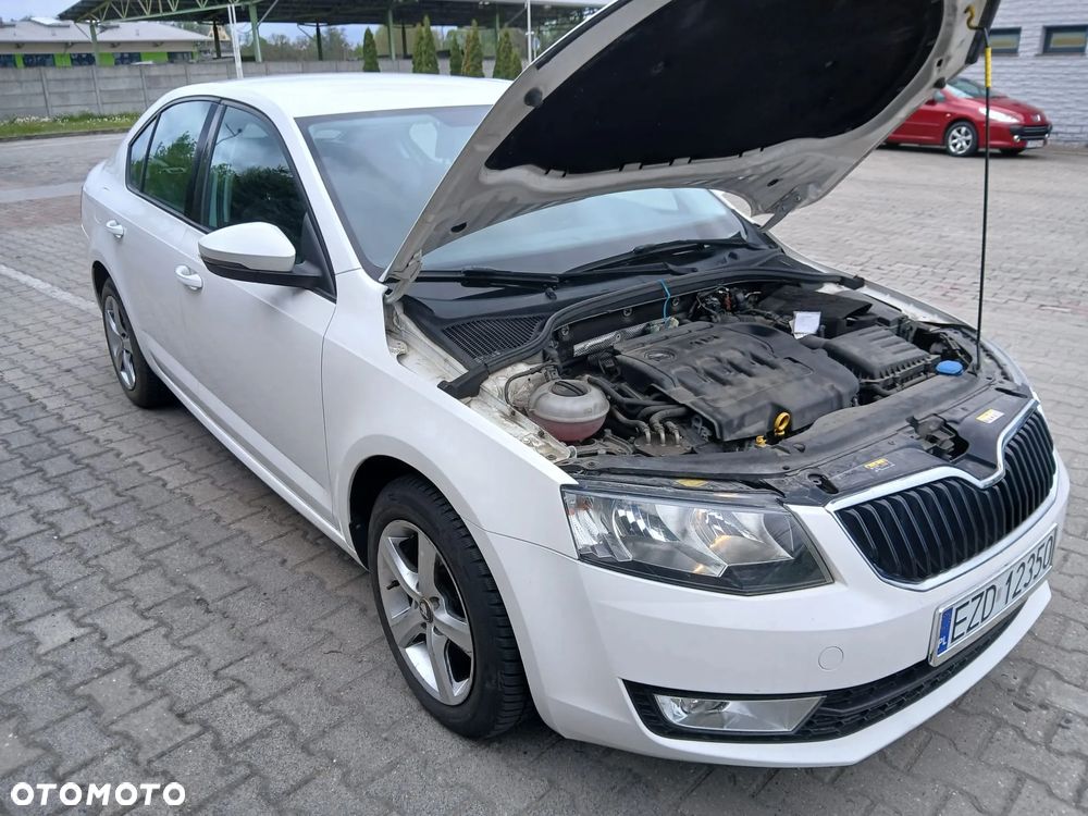 Skoda Octavia 1.6 TDI Solution - 15