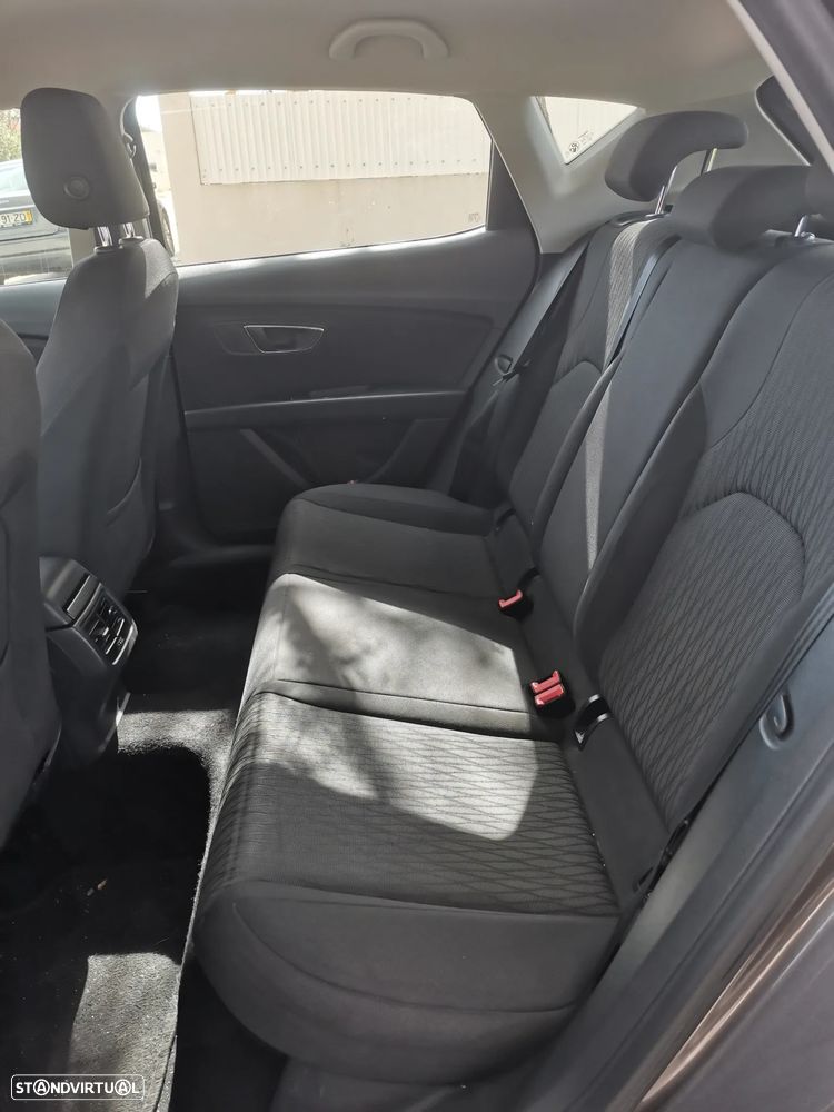 SEAT Leon 1.6 TDI Reference Ecomotive - 6
