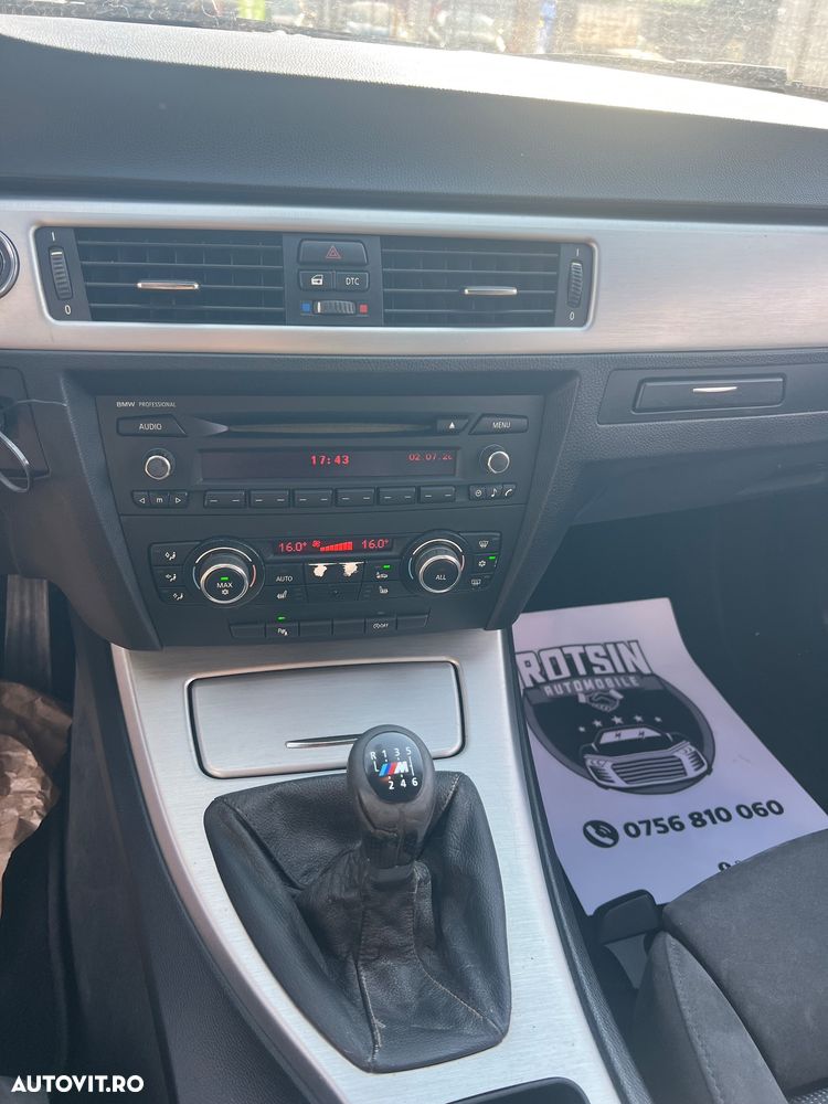 BMW Seria 3 320d - 12