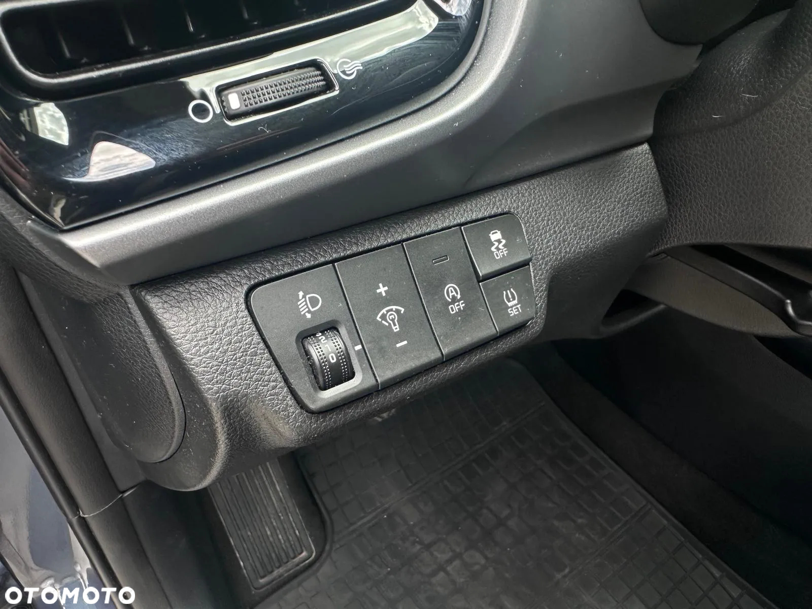 Kia Stonic 1.0 T-GDI L - 21