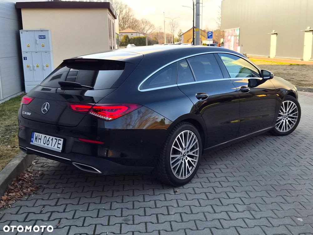 Mercedes-Benz CLA 180 Progressive 7G-DCT - 33