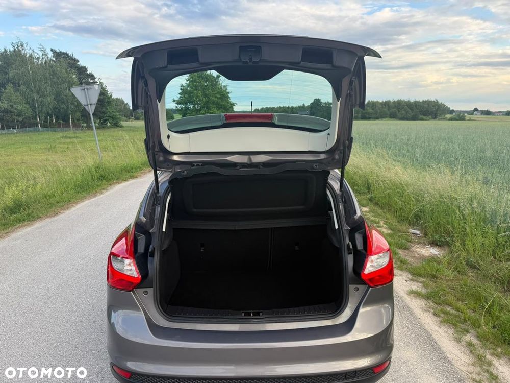 Ford Focus - 27
