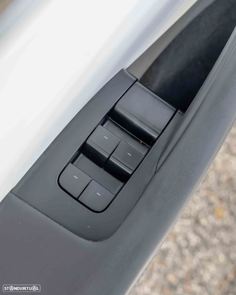 Tesla Model 3 Long Range Tração Traseira Premium - 27